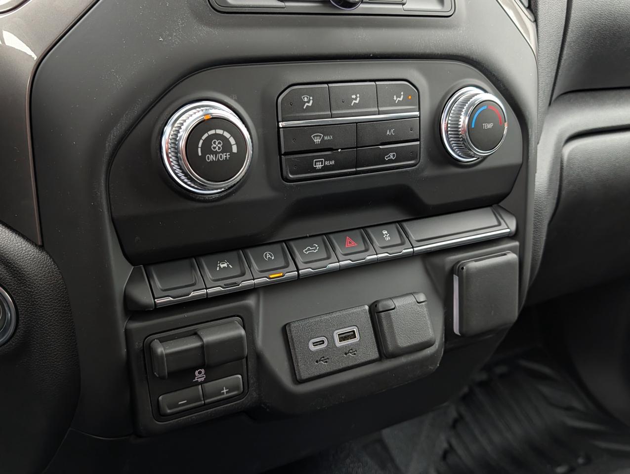 2026 GMC Sierra 1500 PRO Photo