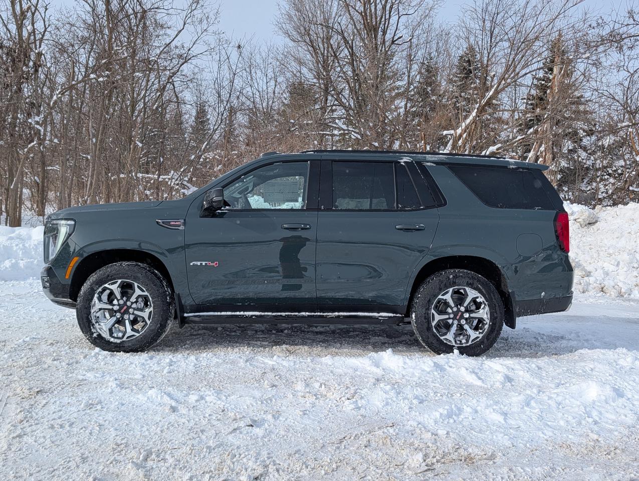 2026 GMC Yukon AT4 Photo