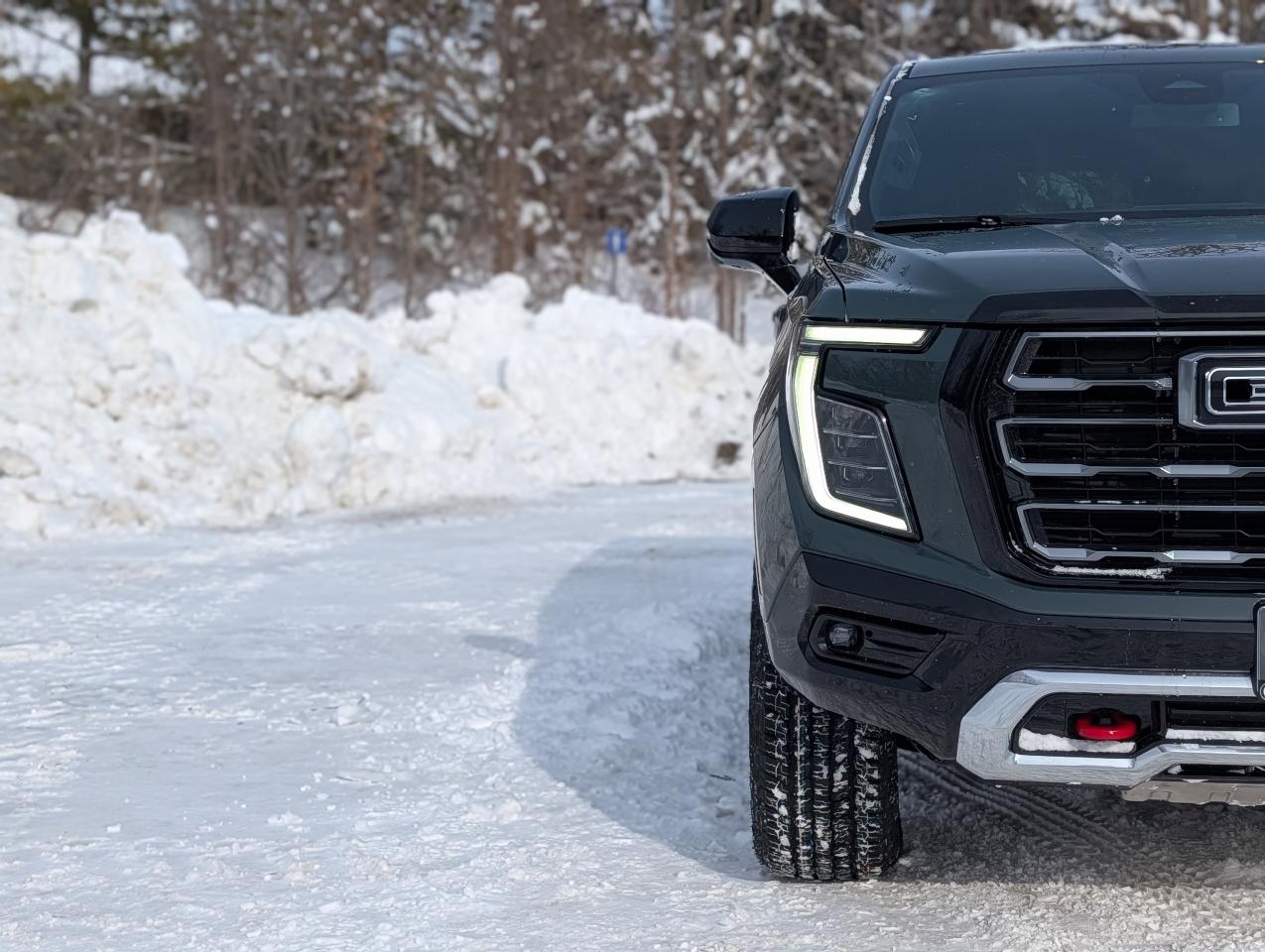 2026 GMC Yukon AT4 Photo