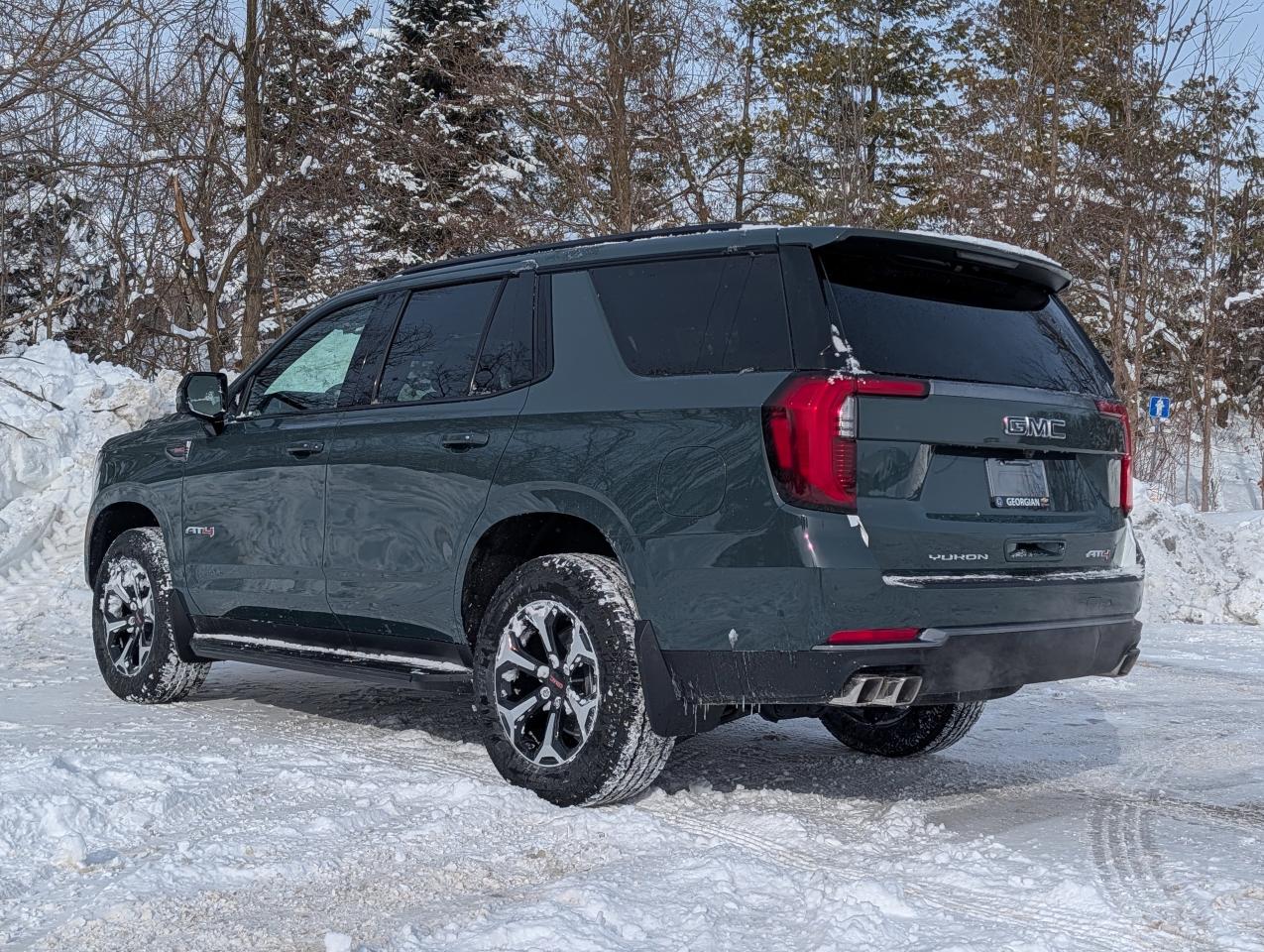 2026 GMC Yukon AT4 Photo