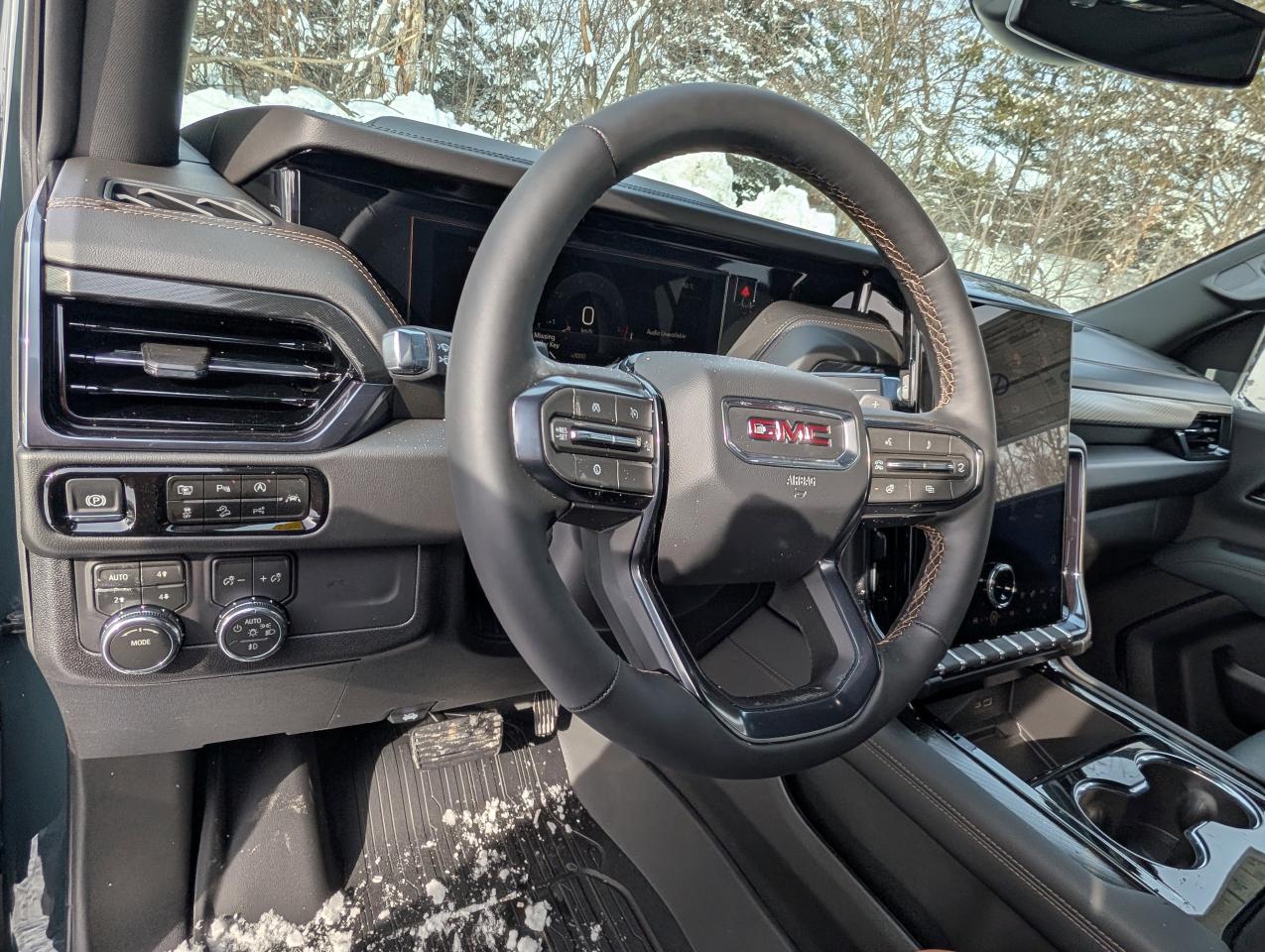 2026 GMC Yukon AT4 Photo