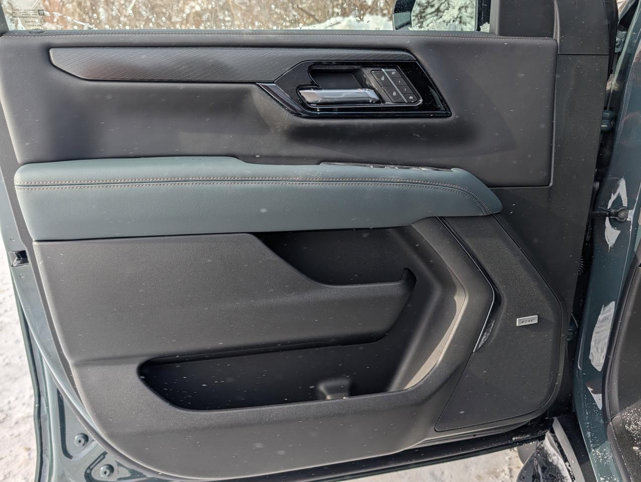 2026 GMC Yukon AT4 Photo