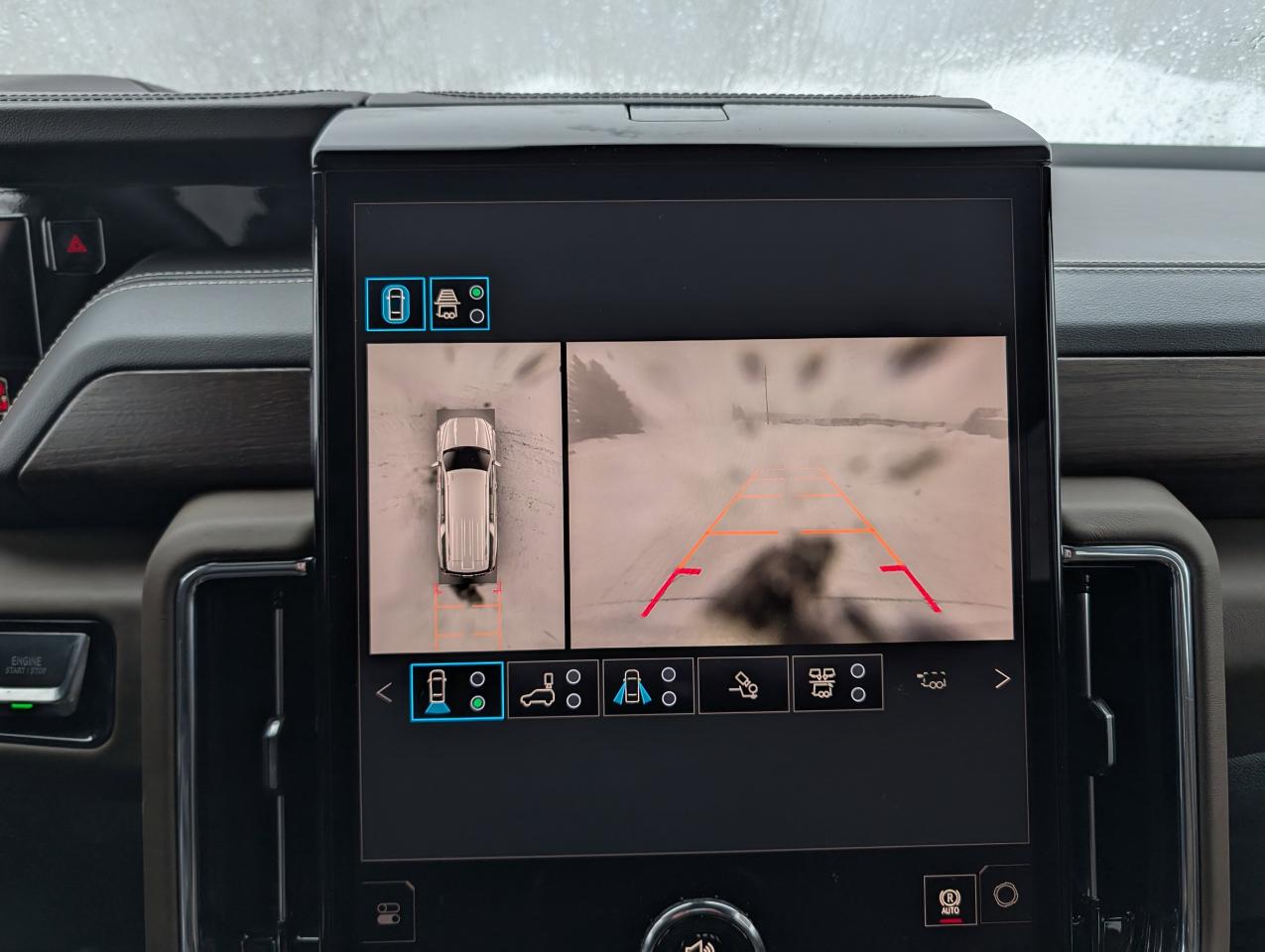 2026 GMC Yukon XL Denali Ultimate Photo