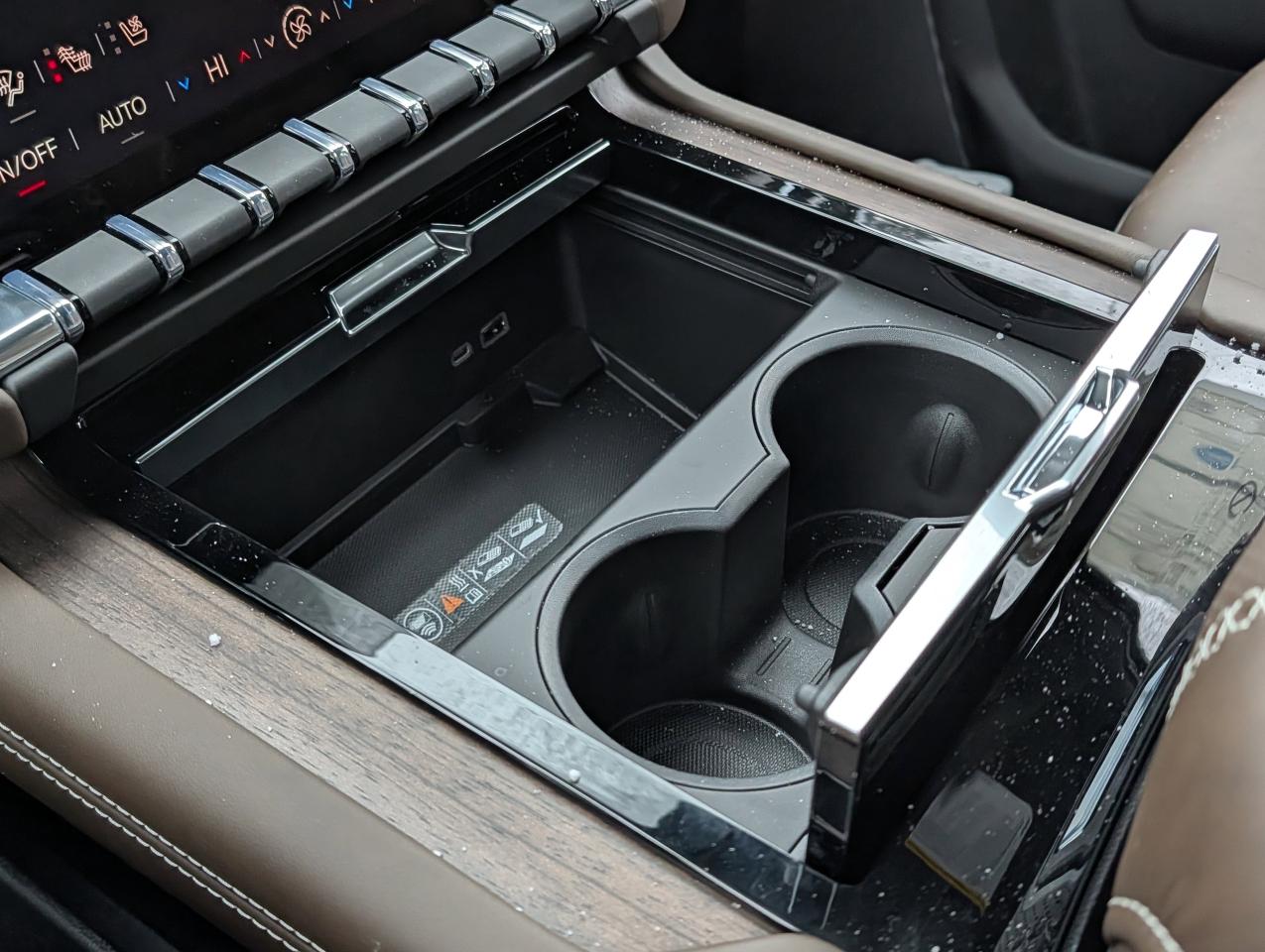 2026 GMC Yukon XL Denali Ultimate Photo