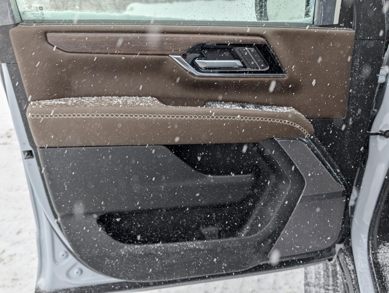 2026 GMC Yukon XL Denali Ultimate Photo