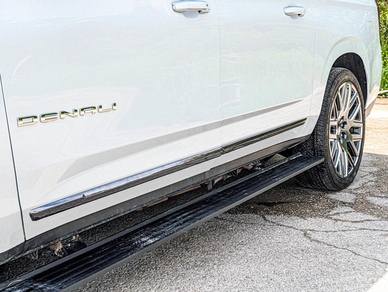 2026 GMC Yukon XL Denali Ultimate Photo
