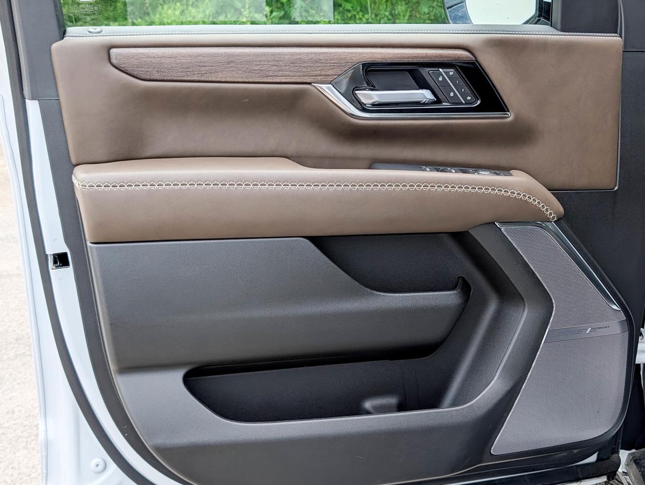 2026 GMC Yukon XL Denali Ultimate Photo