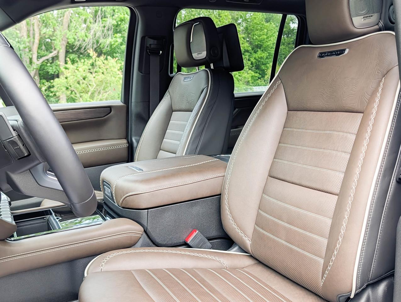 2026 GMC Yukon XL Denali Ultimate Photo