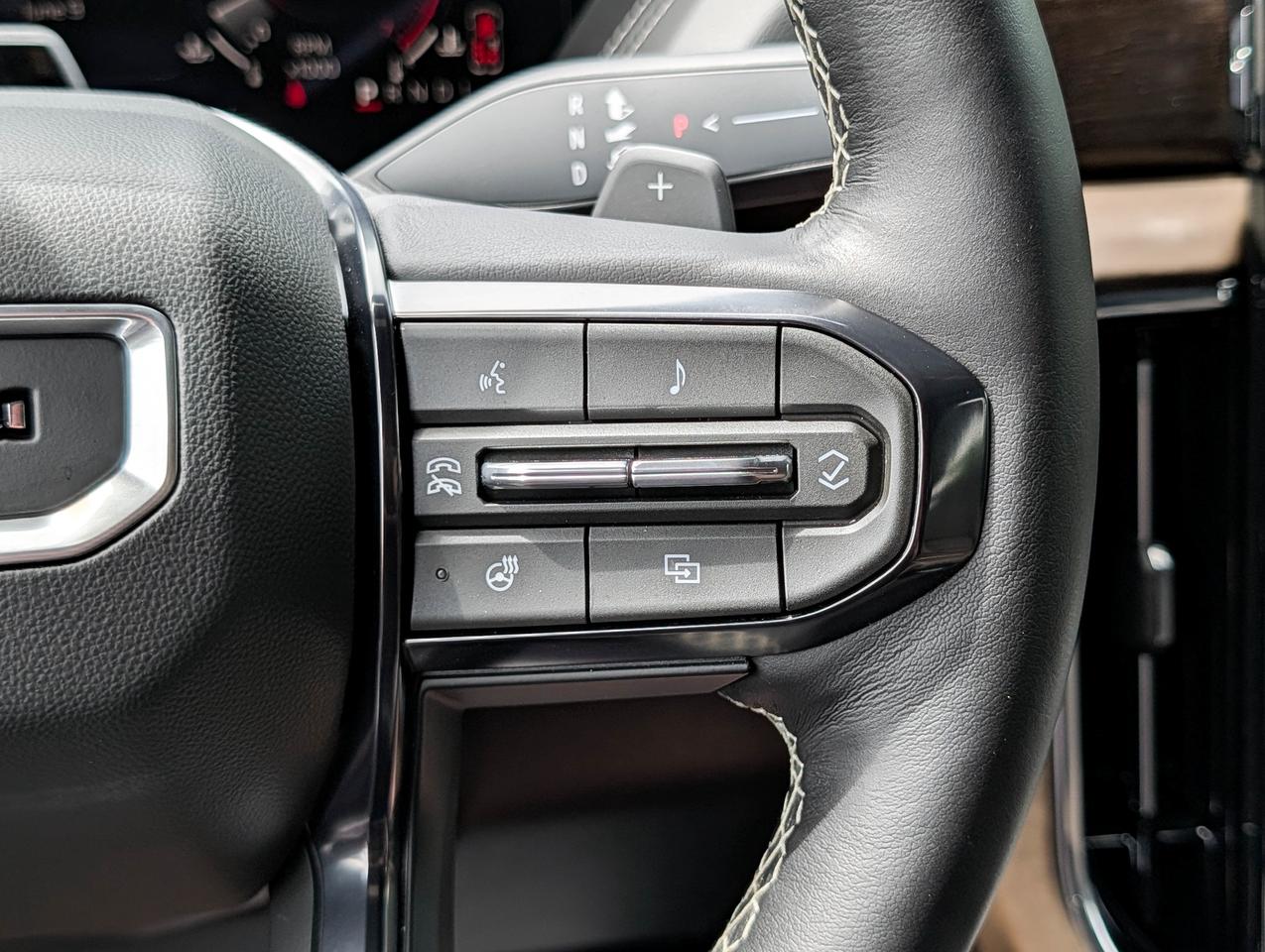 2026 GMC Yukon XL Denali Ultimate Photo