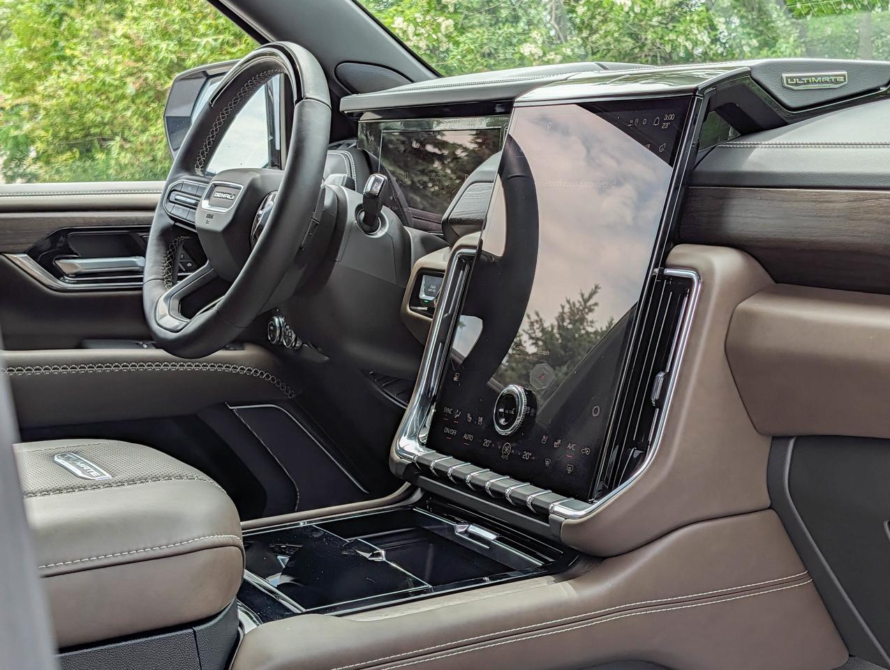 2026 GMC Yukon XL Denali Ultimate Photo