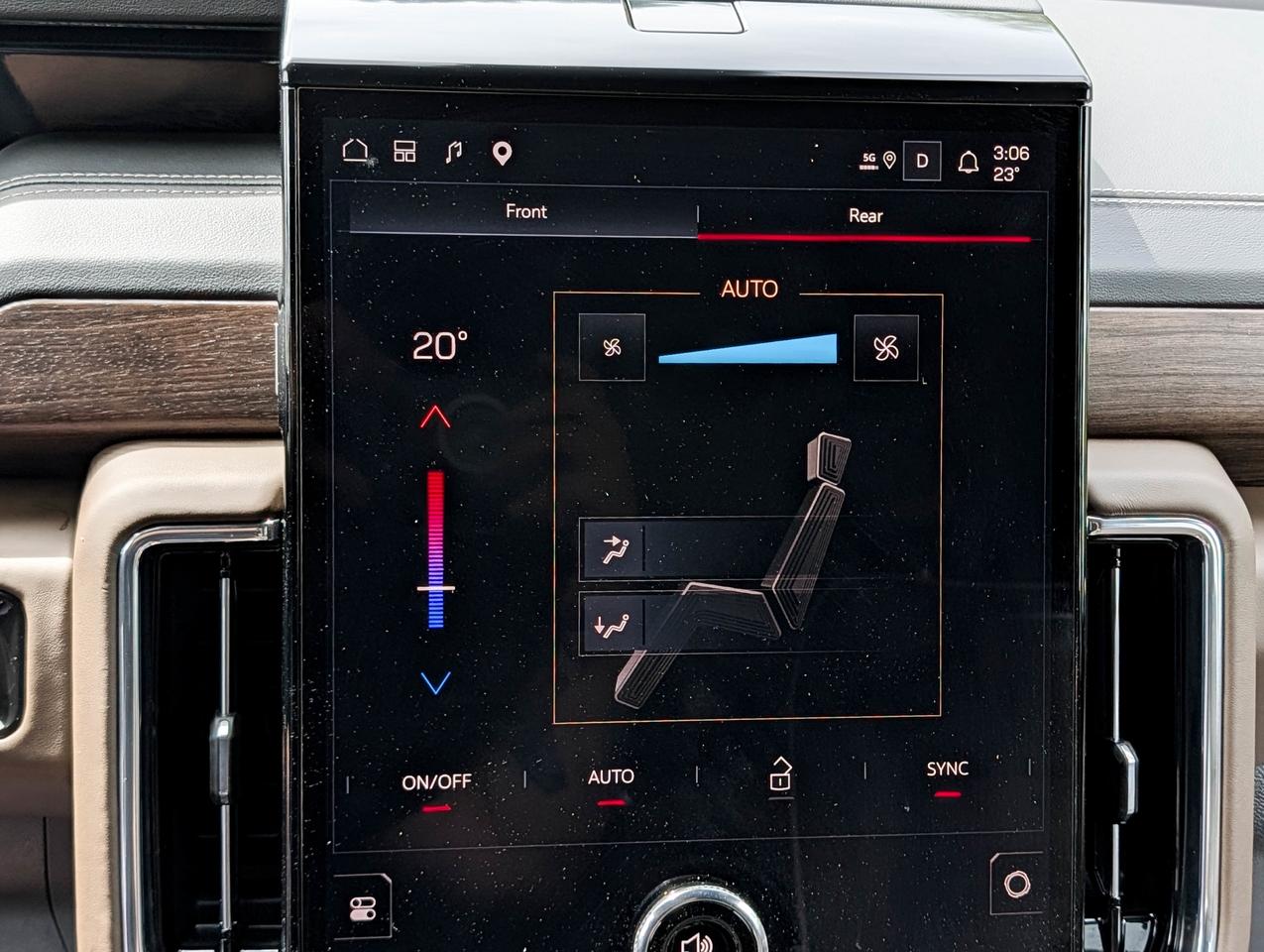 2026 GMC Yukon XL Denali Ultimate Photo