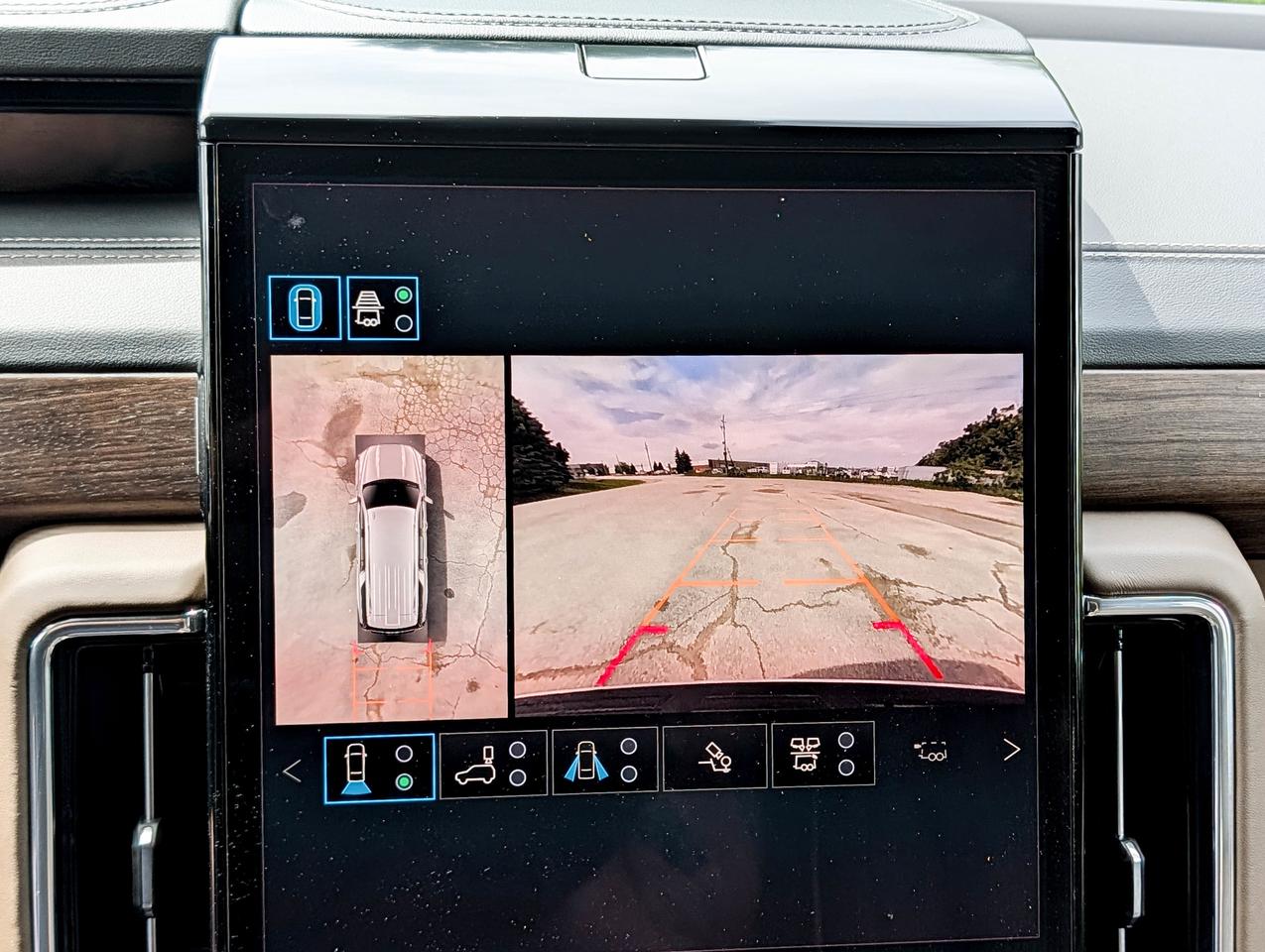 2026 GMC Yukon XL Denali Ultimate Photo