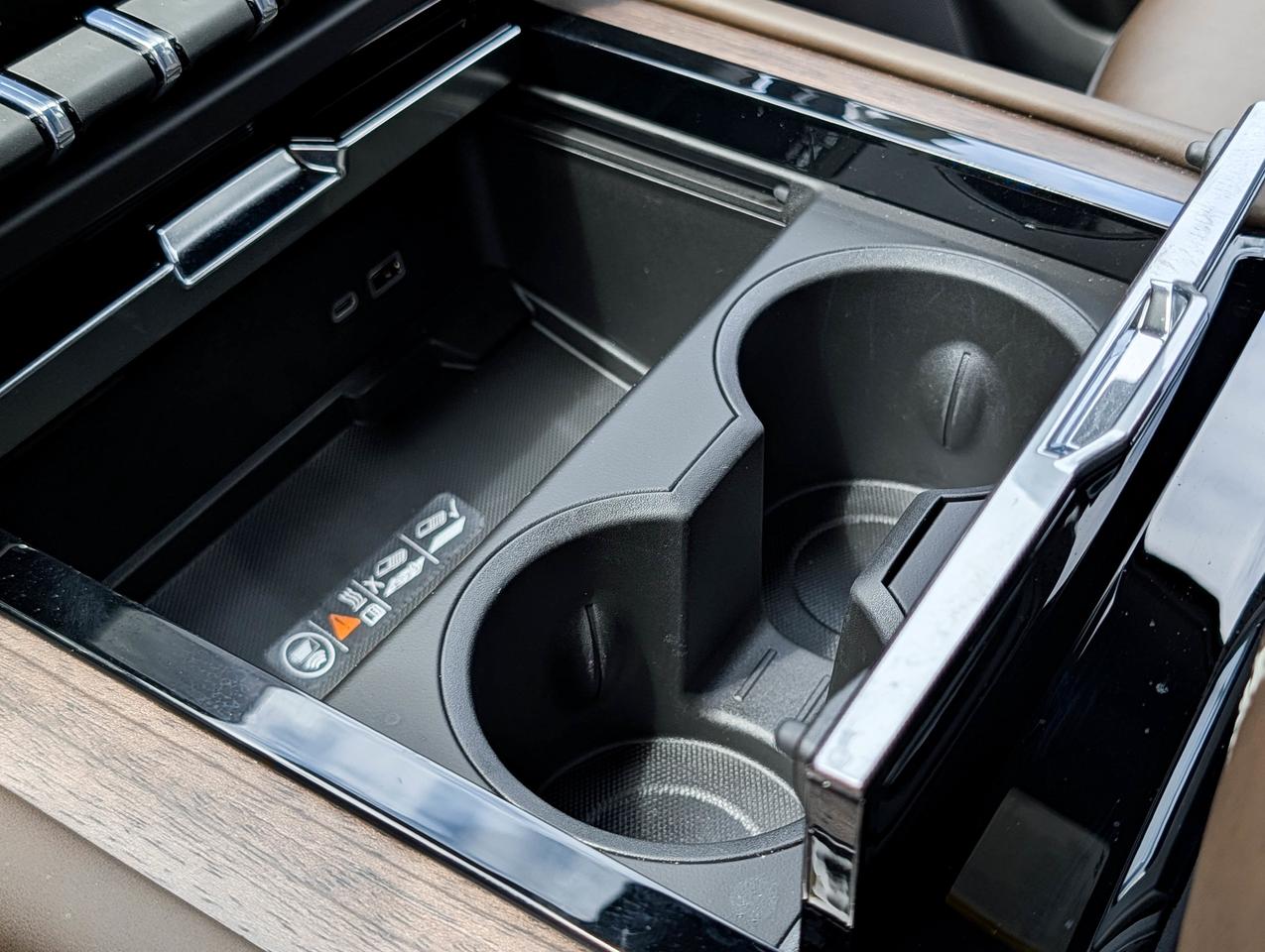 2026 GMC Yukon XL Denali Ultimate Photo
