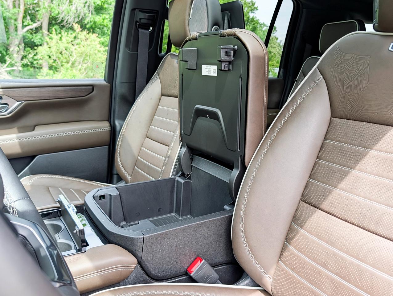 2026 GMC Yukon XL Denali Ultimate Photo