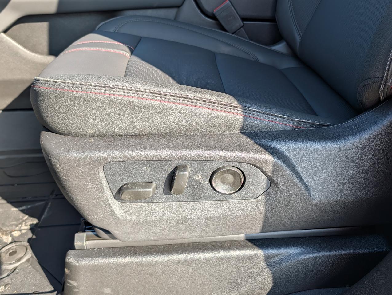 2026 Chevrolet Tahoe RST Photo