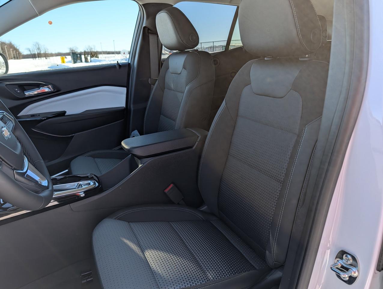 2026 Chevrolet Trax LT Photo