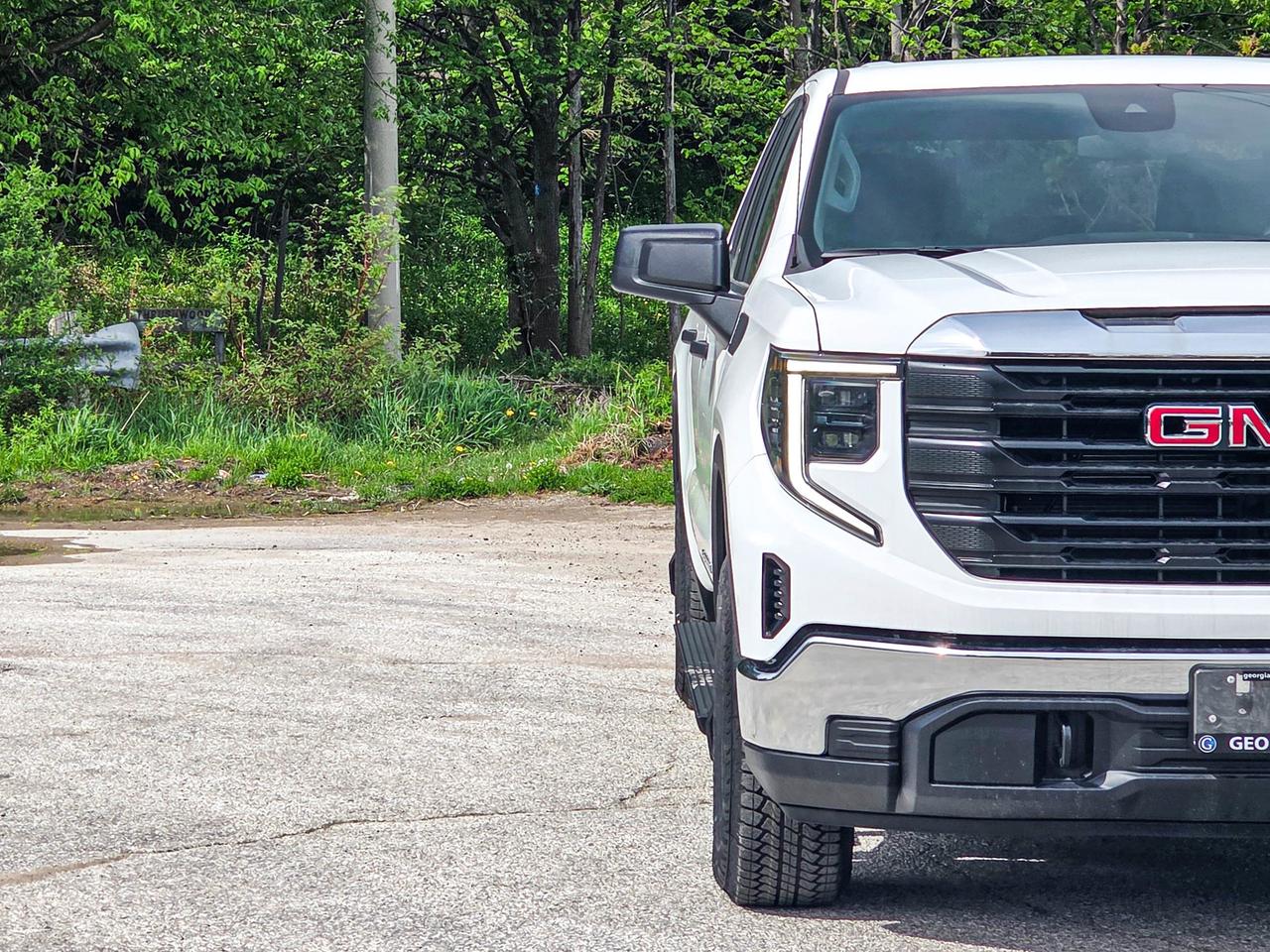 2026 GMC Sierra 1500 PRO Photo4