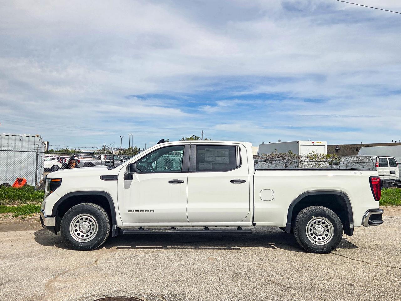 2026 GMC Sierra 1500 PRO Photo
