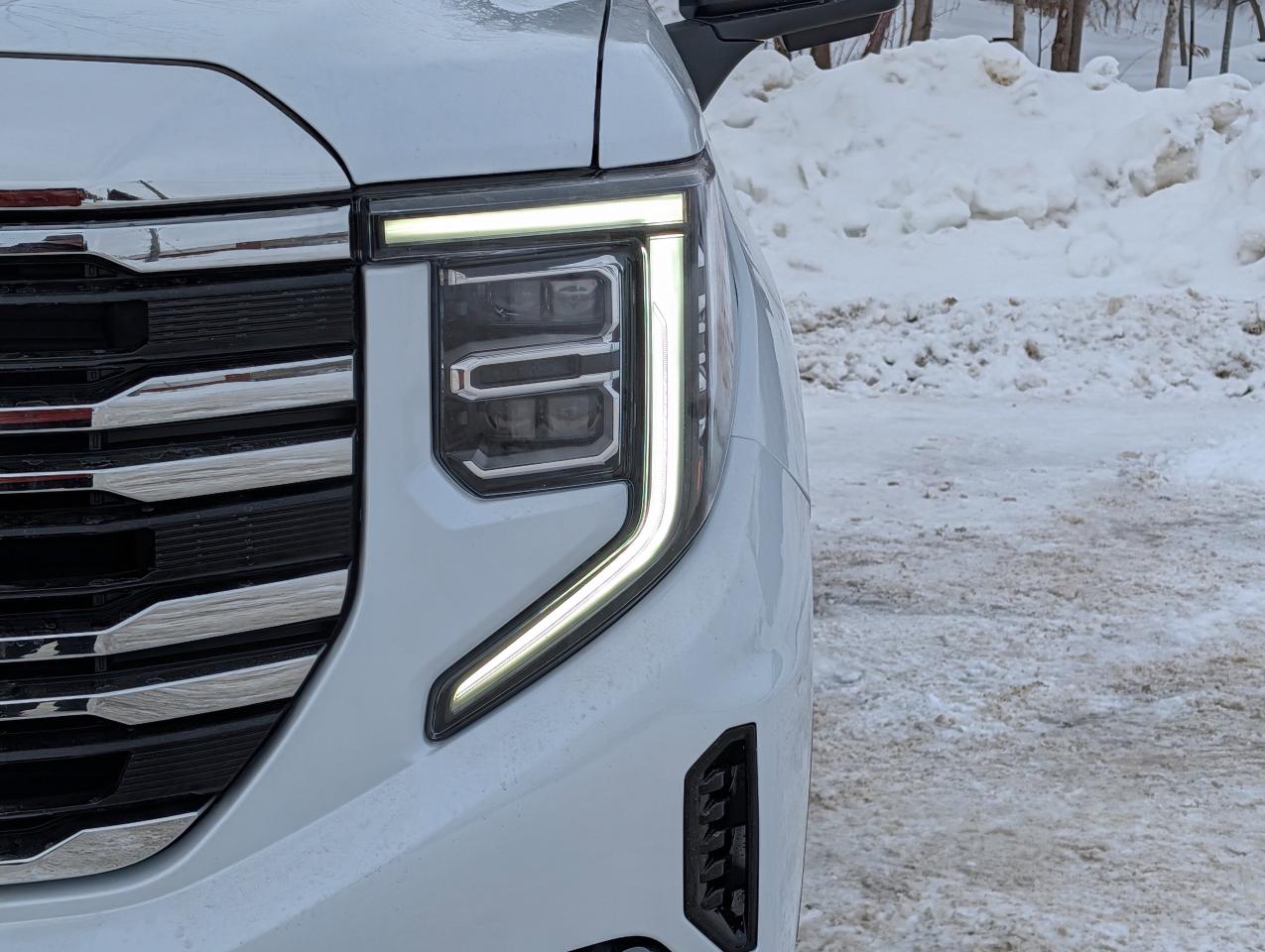 2026 GMC Sierra 1500 SLT Photo