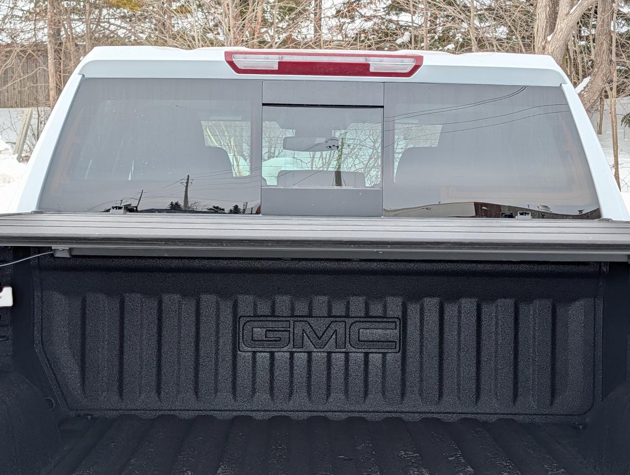 2026 GMC Sierra 1500 SLT Photo