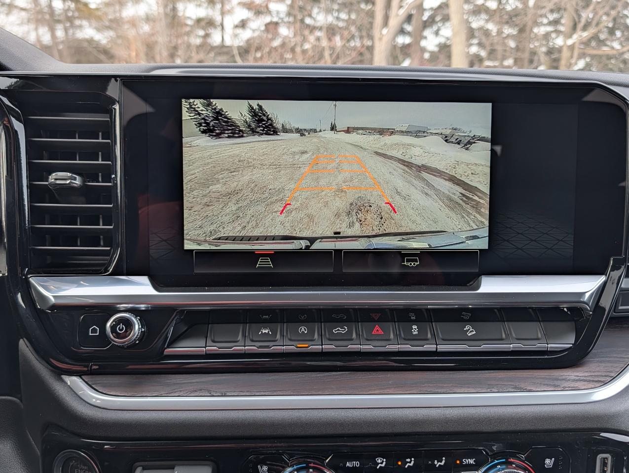 2026 GMC Sierra 1500 SLT Photo