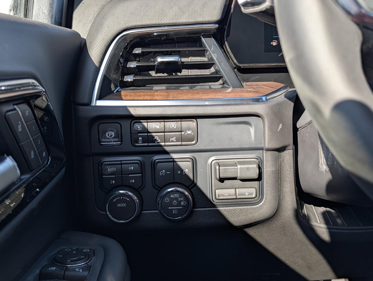 2026 Chevrolet Tahoe HIGH COUNTRY Photo