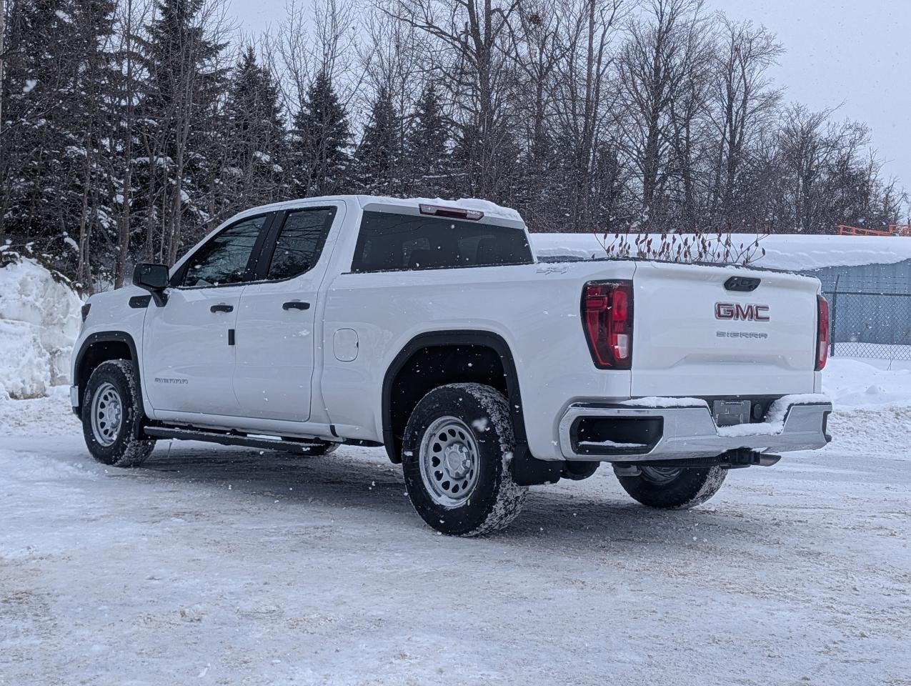 2026 GMC Sierra 1500 PRO Photo