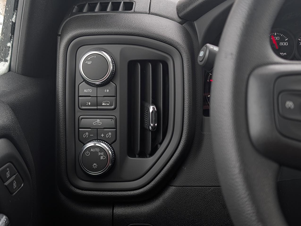 2026 GMC Sierra 1500 PRO Photo