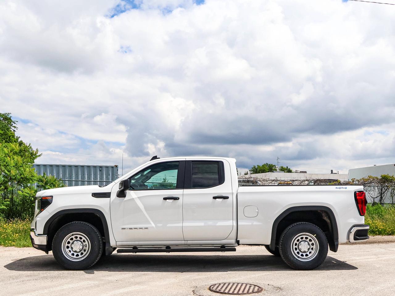 2026 GMC Sierra 1500 PRO Photo