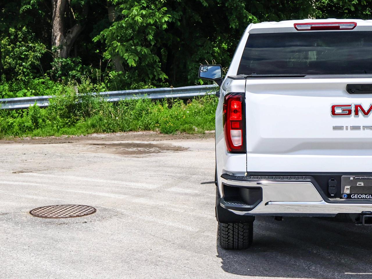 2026 GMC Sierra 1500 PRO Photo