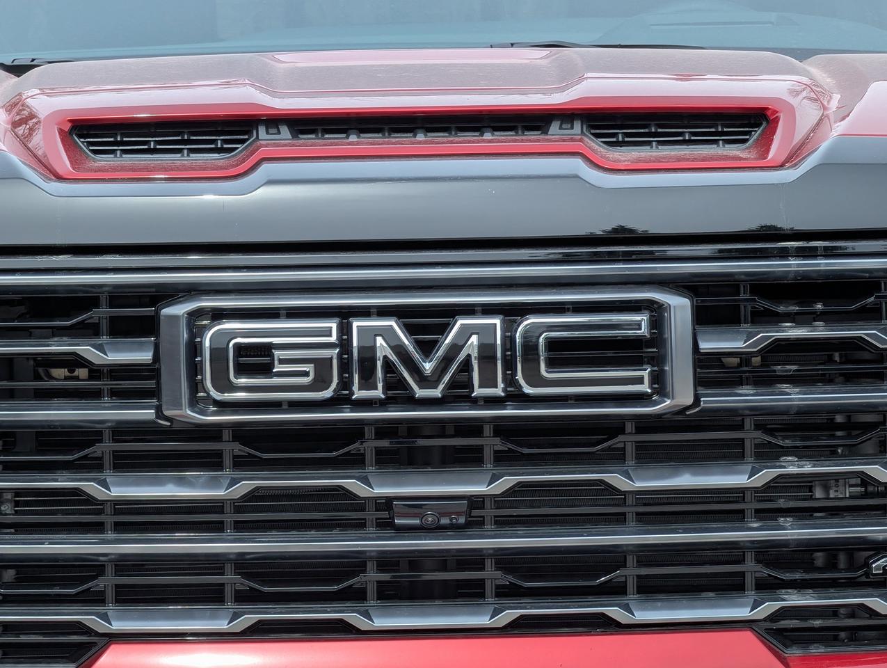 2026 GMC SIERRA 2500HD AT4 Photo
