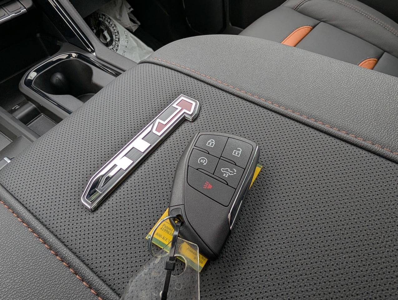 2026 GMC SIERRA 2500HD AT4 Photo