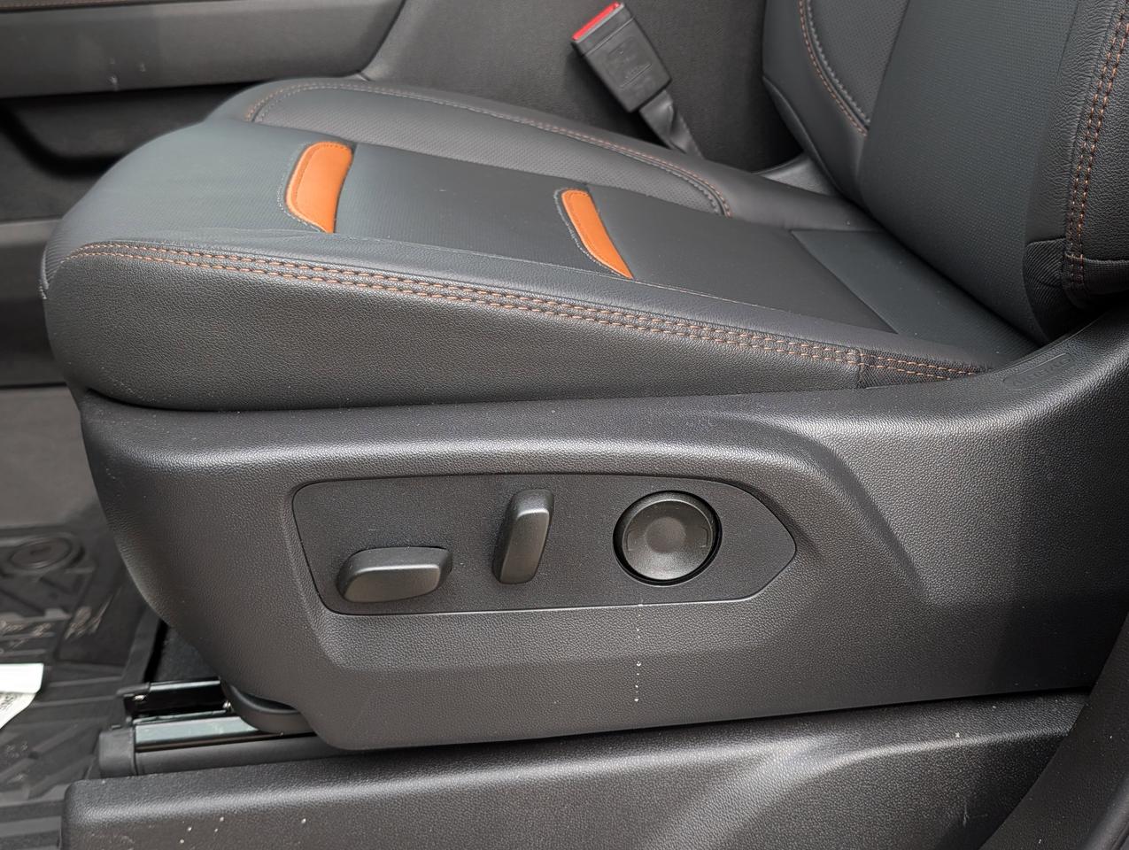 2026 GMC SIERRA 2500HD AT4 Photo