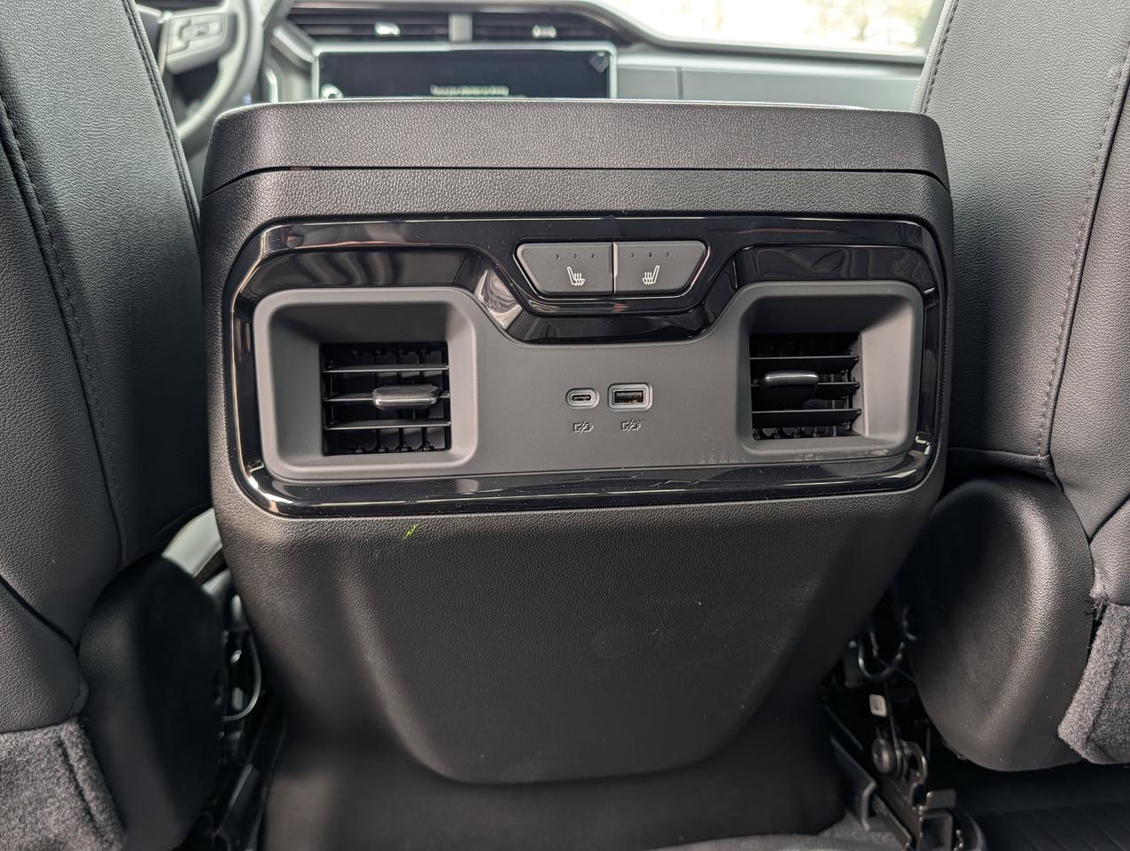 2026 GMC SIERRA 2500HD AT4 Photo