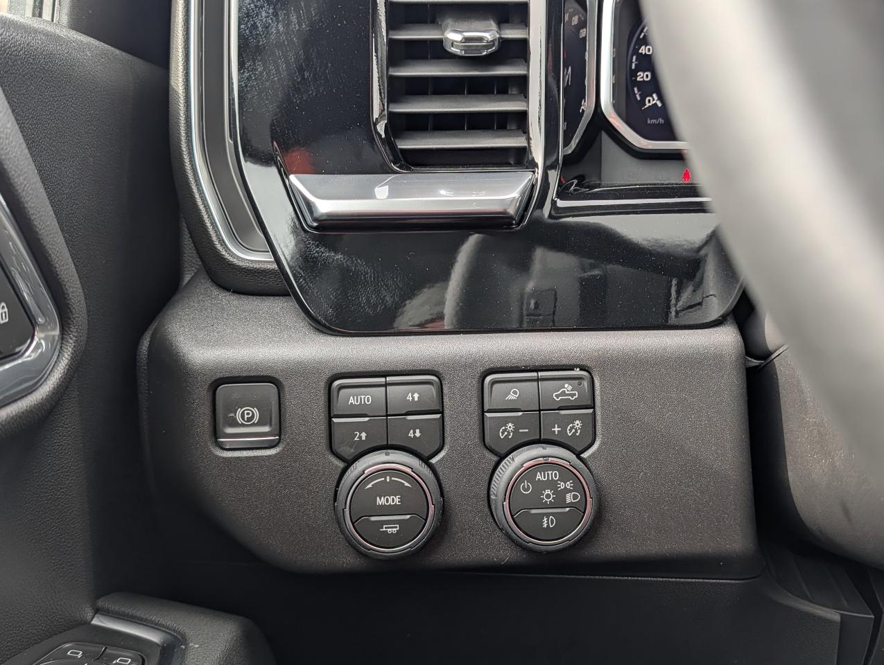 2026 Chevrolet Silverado 1500 RST Photo