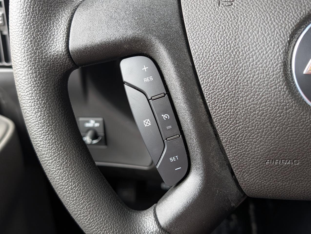 2026 Chevrolet Express Cargo Van  Photo