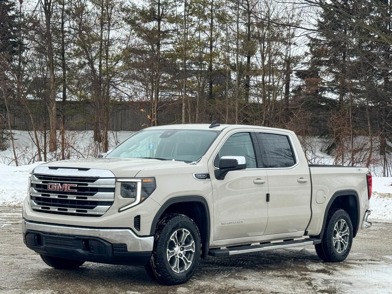 2026 GMC Sierra 1500 SLE Photo