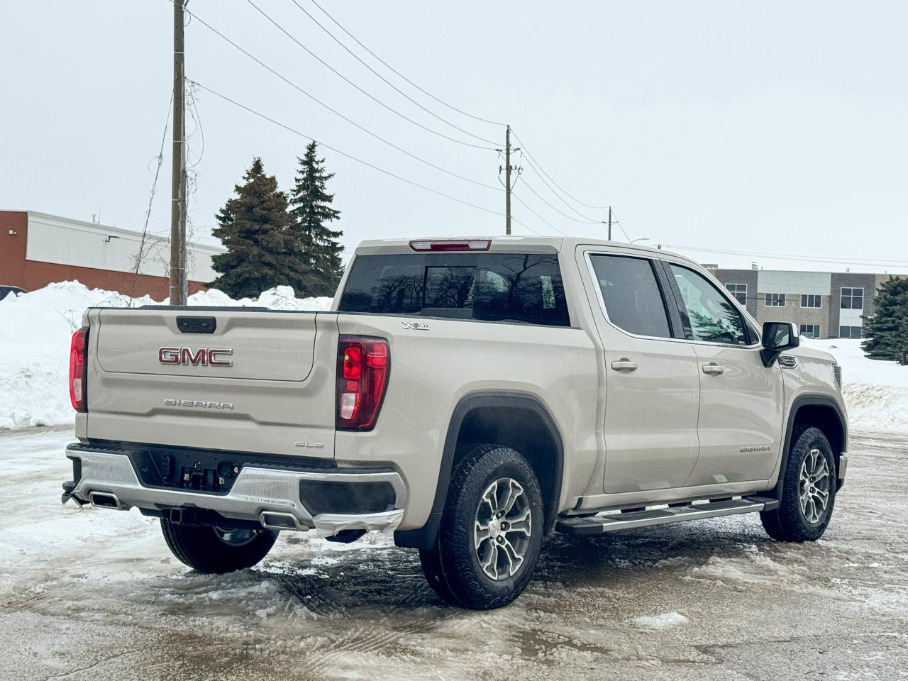 2026 GMC Sierra 1500 SLE Photo