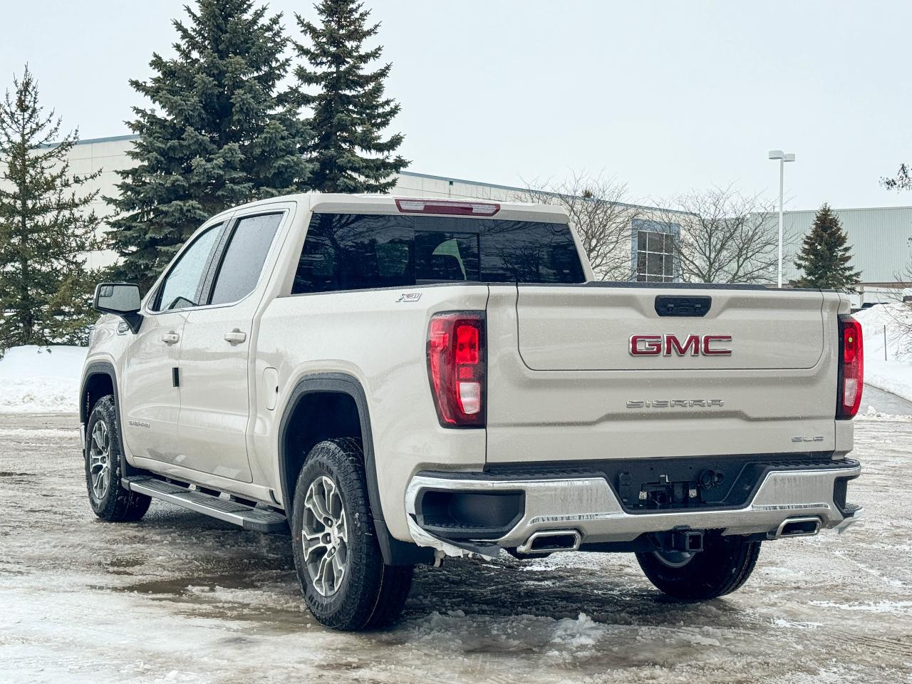 2026 GMC Sierra 1500 SLE Photo
