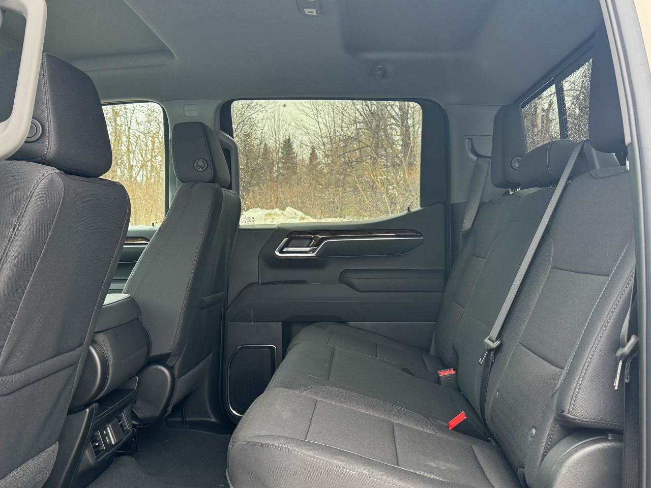 2026 GMC Sierra 1500 SLE Photo