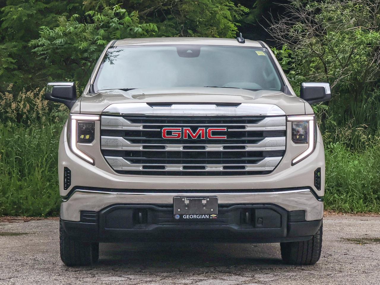 2026 GMC Sierra 1500 SLE Photo