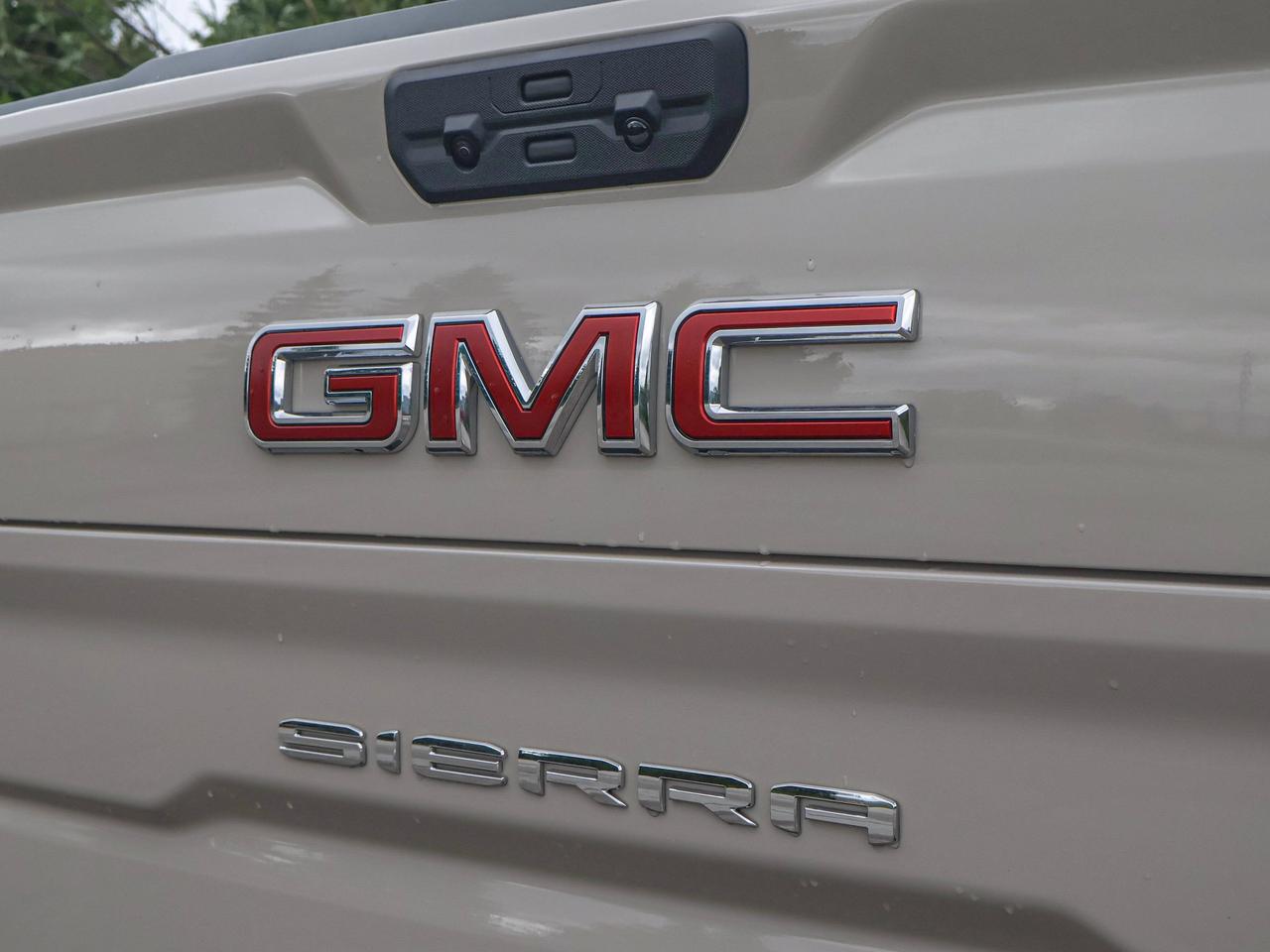 2026 GMC Sierra 1500 SLE Photo