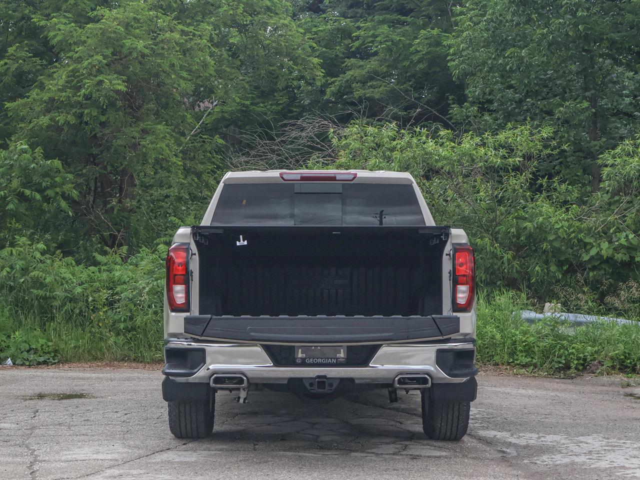 2026 GMC Sierra 1500 SLE Photo