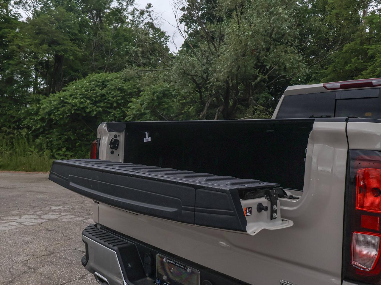 2026 GMC Sierra 1500 SLE Photo