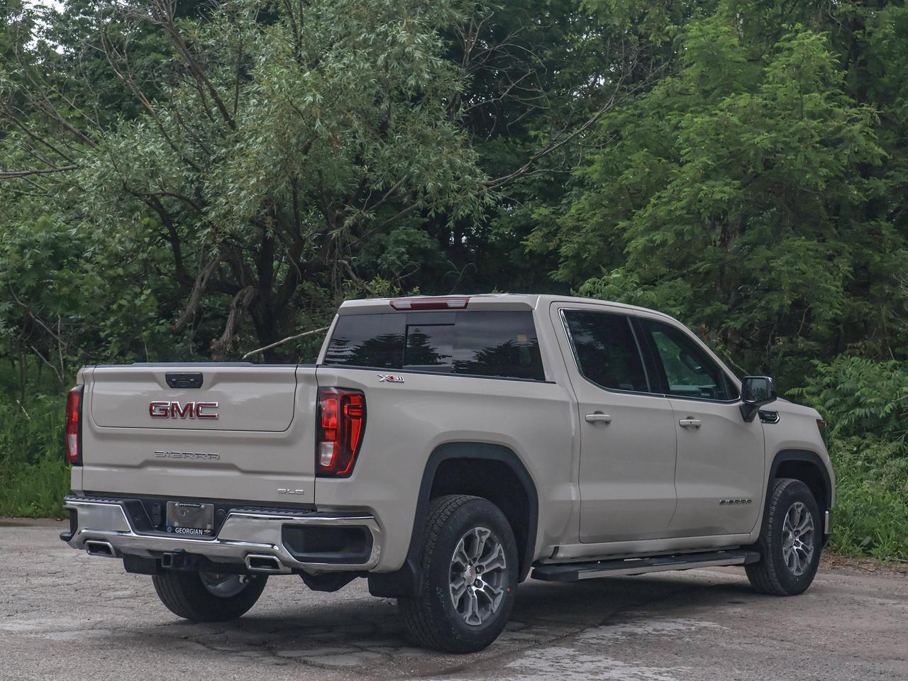 2026 GMC Sierra 1500 SLE Photo