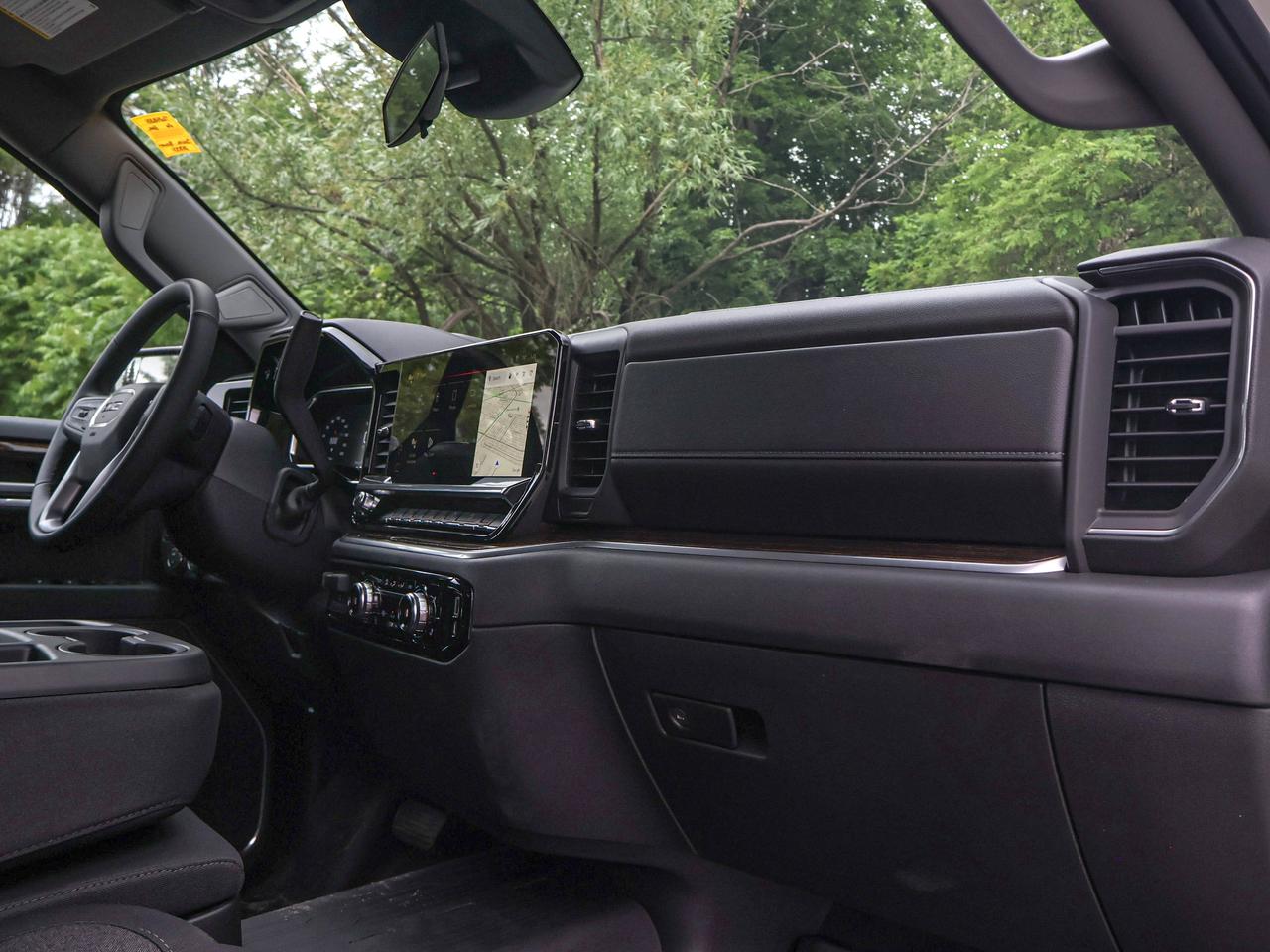 2026 GMC Sierra 1500 SLE Photo