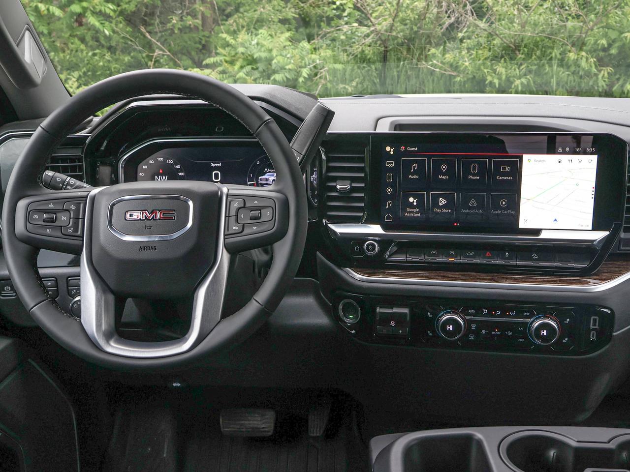 2026 GMC Sierra 1500 SLE Photo