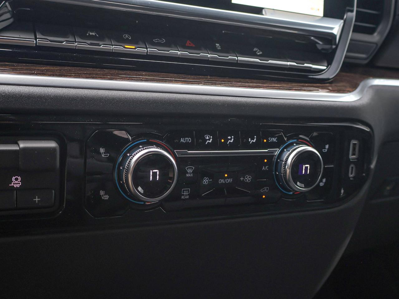 2026 GMC Sierra 1500 SLE Photo