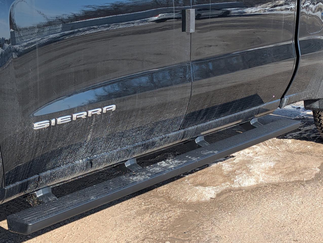 2026 GMC Sierra 1500 PRO Photo4