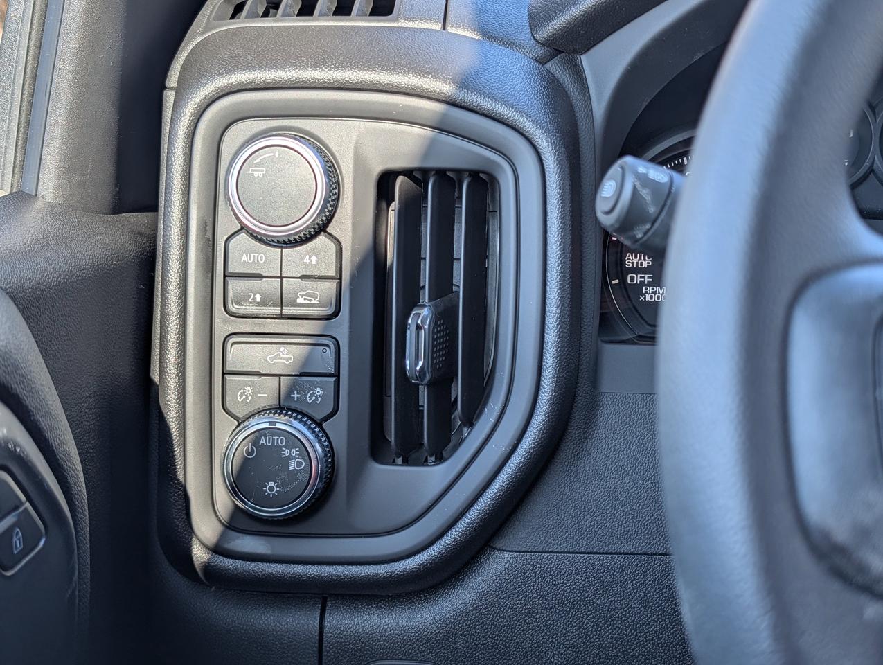 2026 GMC Sierra 1500 PRO Photo